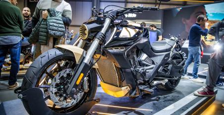 BENDA: Έρχονται και επίσημα Ελλάδα με Teoren Motors! Φέρνουν το μεσαίο cruiser με το μεγαλύτερο ελαστικό!