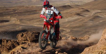 Dakar 2026: Δεύτερη σερί νίκη για Theric και Kove στην Rally2! Τερμάτησε με 1 δευτερόλεπτο διαφορά από τους εργοστασιακούς της Honda!