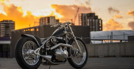 Royal Enfield Busted Knuckles Build Off AU