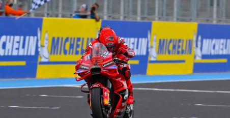 MotoGP Ουγγαρία SPRINT: Απόλυτη νίκη Marc Marquez με ολική επικράτηση