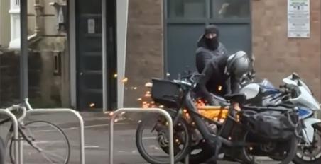 thieves