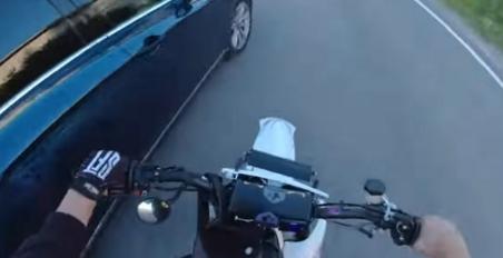 finnish-police-chase-moped