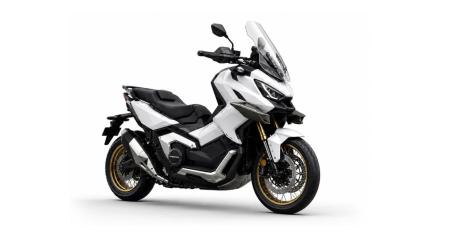 QJMOTOR scooter 900 κ.εκ. 2026 