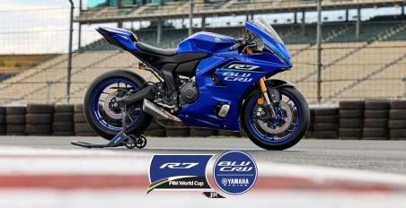FIM Yamaha R7 BLU CRU World Cup