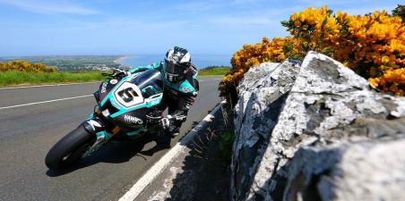 Isle of Man TT 2023: Hickman και Dunlop ταχύτεροι στα Superbike και Superstock κατά τη δεύτερη ημέρα των δοκιμαστικών (+ video)