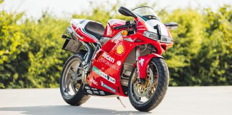 Δημοπρασία σπάνιου Ducati 996 SPS Factory Replica