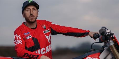 Ducati Desmo 450MX Cairoli AMA