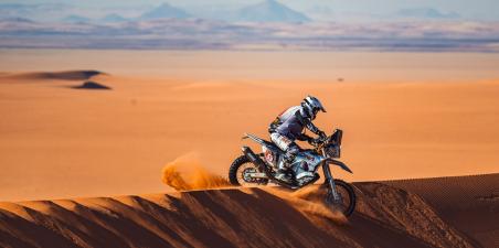 Dakar 2026 - 8o σκέλος: Νίκη Benavides και οριακή επικράτηση στη γενική κατάταξη - Μένει πίσω η Honda!