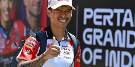Chantra sign WSBK Honda HRC