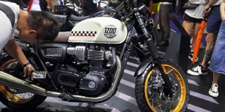 Morbidelli Timeless 1200