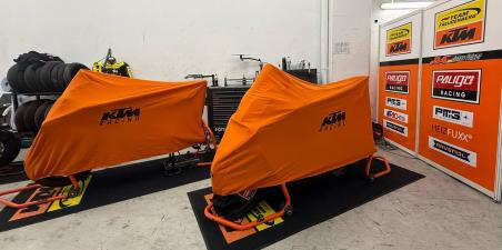 990 RC R Freudenberg Racing Team