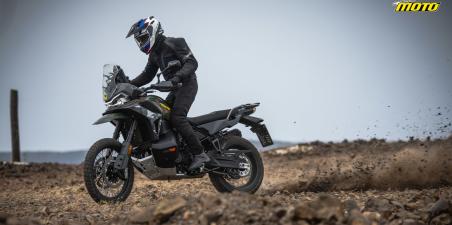 CFMOTO 1000 MT-X με δώρο το αλουμινένιο τριβάλιτσο Crafted
