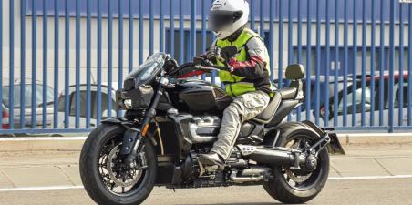 triumph-rocket3