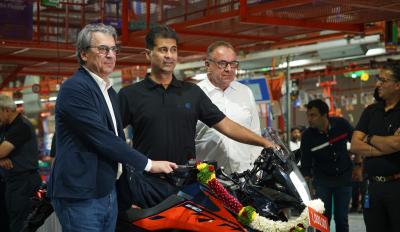 Bajaj - KTM 1 εκατομμύριο μοτοσυκλέτες στην παραγωγή