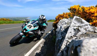Isle of Man TT 2023: Hickman και Dunlop ταχύτεροι στα Superbike και Superstock κατά τη δεύτερη ημέρα των δοκιμαστικών (+ video)