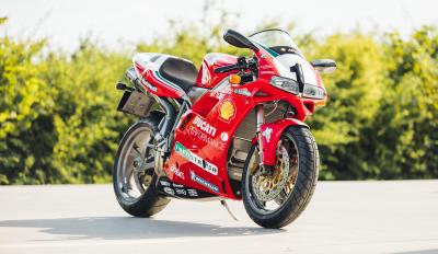 Δημοπρασία σπάνιου Ducati 996 SPS Factory Replica