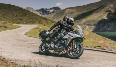 Suzuki GSX-S100GX