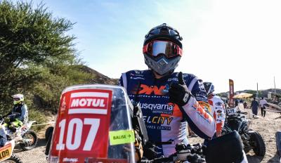 motomag Τερμάτισε το Rally Dakar 2024 o Βασίλης Μπούδρος “’Ένα παιδί από την Ραφήνα βρέθηκε στον τερματισμό του δυσκολότερου αγώνα του κόσμου” [VIDEO]