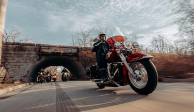 motomag Harley-Davidson Hydra-Glide Revival – Παρουσιάστηκε και θα διατεθεί σε μόλις 1.750 κομμάτια
