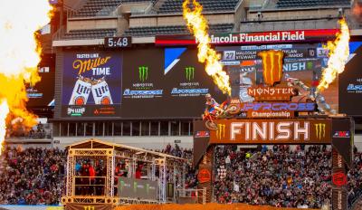 motomag Supercross 2024, Philadelphia – Ο Jett Lawrence κερδίζει στα 450SX παρά την πτώση του [VIDEO]