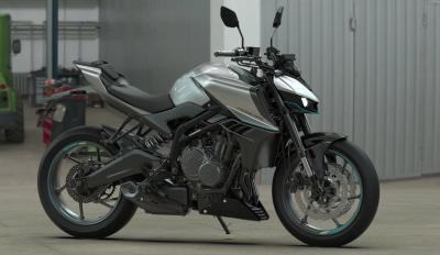 motomag Kove – Έρχεται το γυμνό 450 R