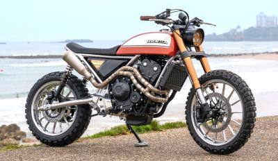 H Honda στο Wheels and Waves 2024