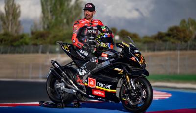 Aprilia RSV4 X ex3ma και Max Biaggi
