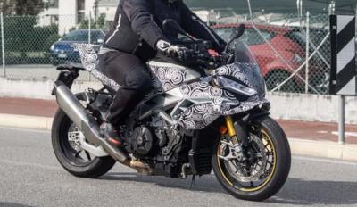 Aprilia Tuono V4 2025 νέο μοντέλο φωτογραφίες spy