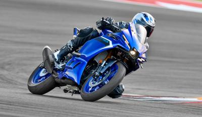 Yamaha R3 2025