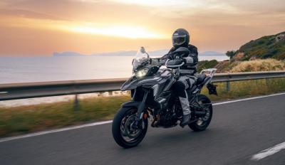 Benelli TRK 702 και 702 X  προσφορά 2024