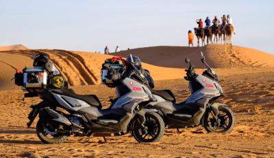 Scooter2 dakar SYM ADX 300 2024