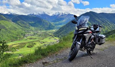 Multistrada V4 60k tour