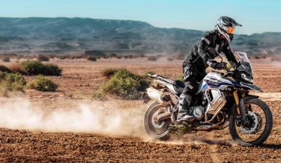 Voge DS900X