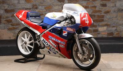 Honda VFR750R RC30 Carl Fogarty δημοπρασία 2025