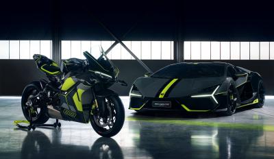 Ducati Panigale V4 Lamborghini: Γιατί υπάρχουν πολλές Panigale παρκαρισμένες σε σαλόνια και χρειαζόταν μία να ξεχωρίσει και εκεί