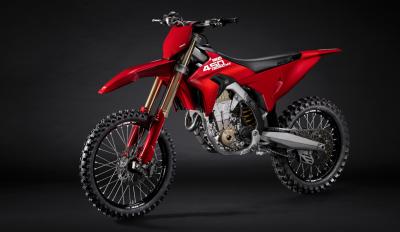 Ducati 450 motocross έναρξη παραγωγής 2025