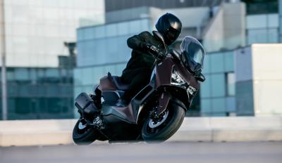Yamaha XMAX 300 Tech MAx μείωση τιμής 2025