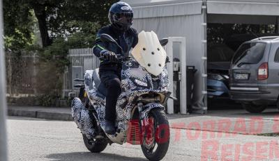Spy Aprilia SR 400 GT