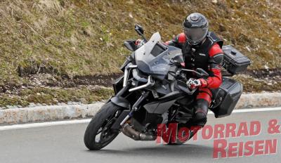 Spy KTM Super Duke 1390 GT 2026