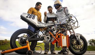 MIT FCV Ducati 900SS Project