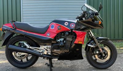 Auction Kawasaki GPZ900 Top Gun