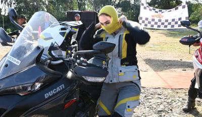Iran Women Riding License