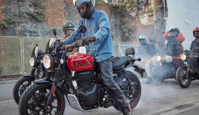 Royal Enfield προσφορά 250 ευρώ έκπτωση αξεσουάρ