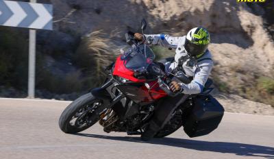 Παρουσίαση Honda CB1000GT 2026: Το άντι-Tracer που περίμενε ο κόσμος!