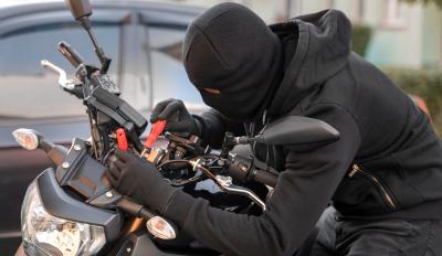 Κλέφτες μοτοσυκλέτας