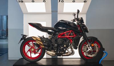 mv agusta brutale 800