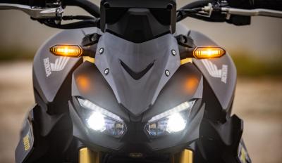 honda cb1000r hornet