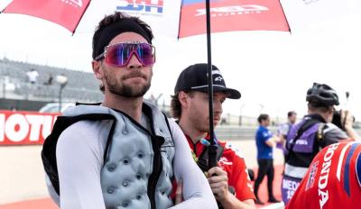 Vickers to replace Dixon