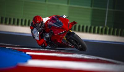 Panigale V4