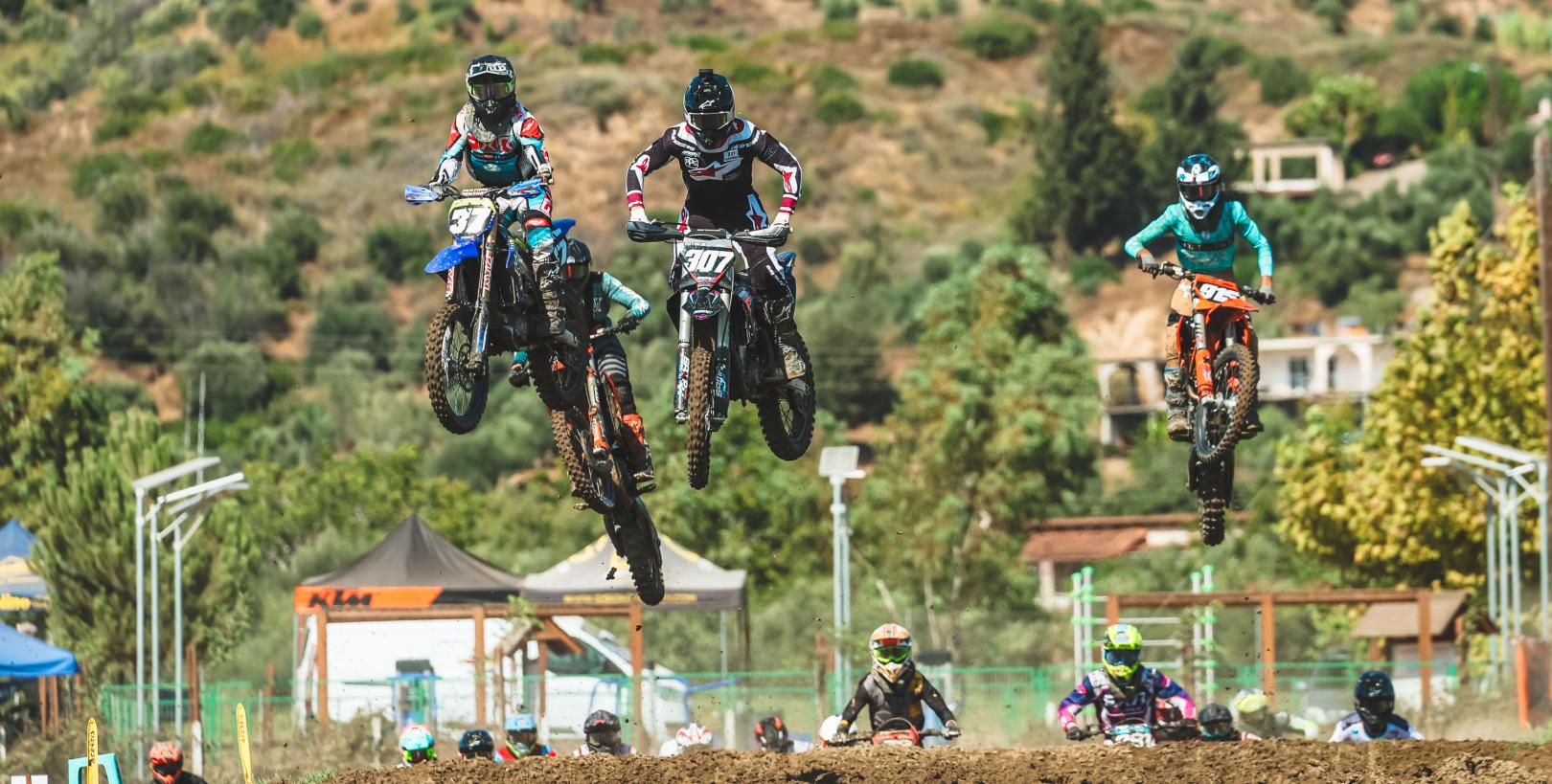 MOTOCROSS Ολυμπία: Ανταγωνιστικός 4ος αγώνας – Πρώτες φωτογραφίες – Αποτελέσματα